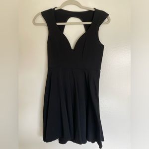 Women’s Black Sweetheart Skater Dress. NWT